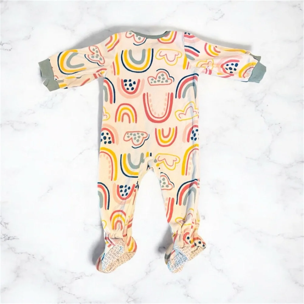 Carter’s Rainbow Footed Sleeper – Size 12‎ Months